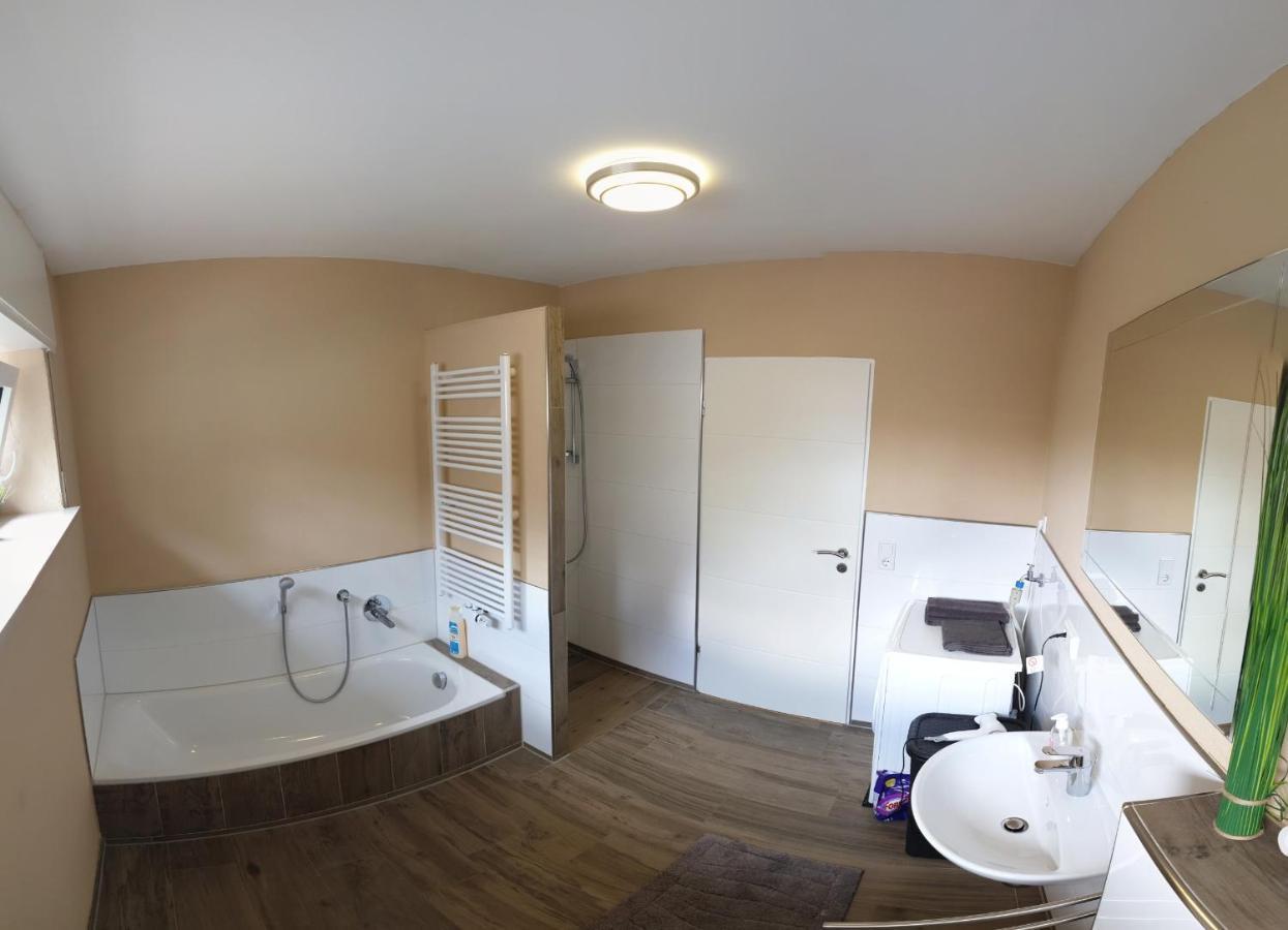 Generous Apartment I 7 Beds I 110 Sqm I Fast Internet Paderborn Exteriör bild