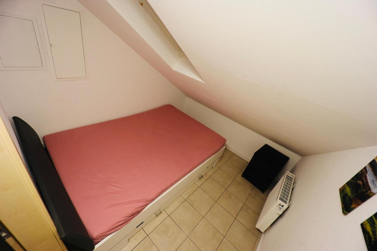 Generous Apartment I 7 Beds I 110 Sqm I Fast Internet Paderborn Exteriör bild